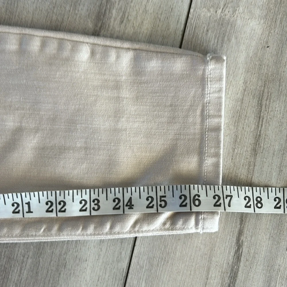 NYDJ cream colored ankle jeans size 0P petite zero